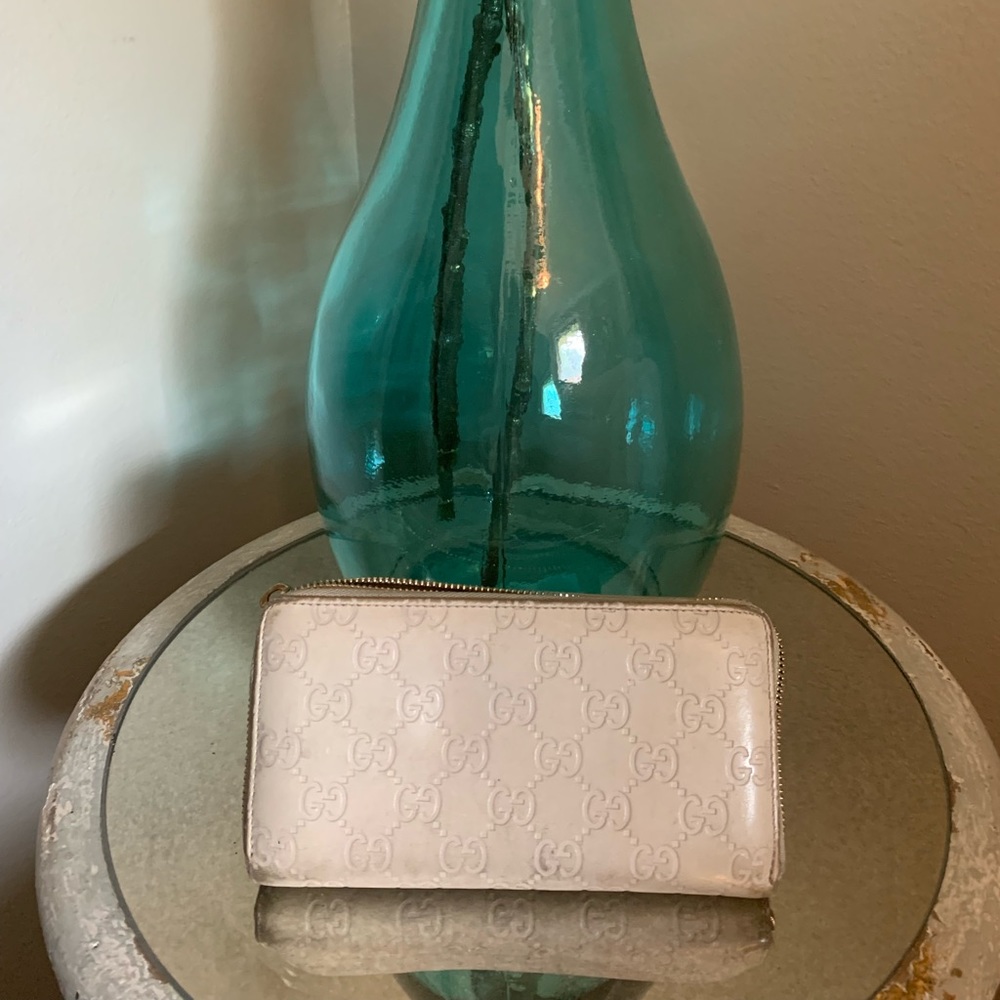 Authentic Gucci guccissima wallet